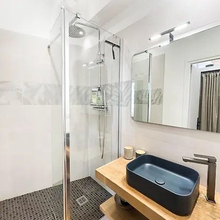 Les Jardins De La Cite 60m2 Et Parking Gratuit * Dijon