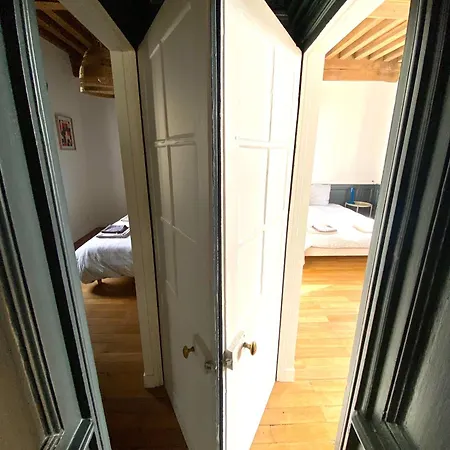 Apartment Elegant T3, Parking, Gare & Cite Gastronomie Dijon